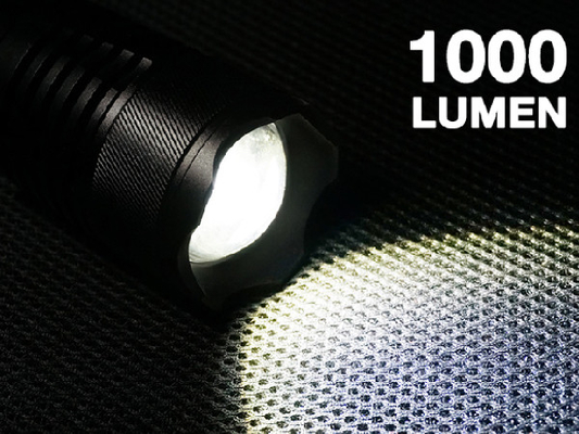 Torchlight Security Torchlight 1000 لومن دارای باتری 9 * AA است