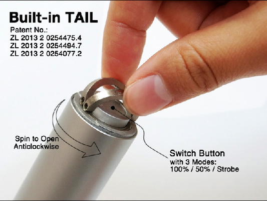 مارک قابل برنامه ریزی LED Keychain چراغ قوه 140 لومن با باتری 3AAA